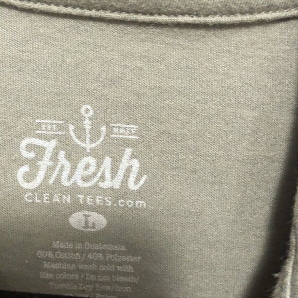 Men's Fresh Clean Tees Solid Green Button Collared Short Sleeve Shirt Large - Picture 3 of 4